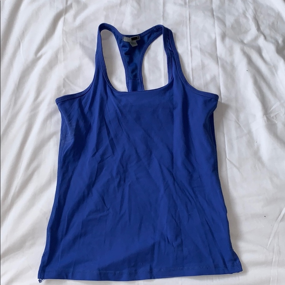 Workout tank top